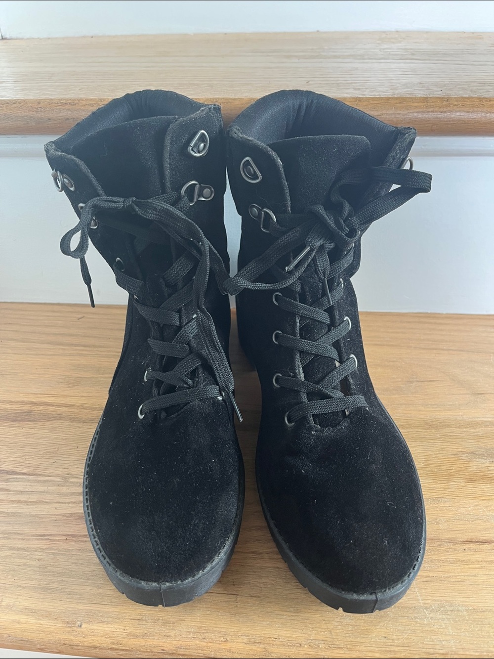 Women's Black Lace-Up Ankle Boots - Suede-Style Comfort